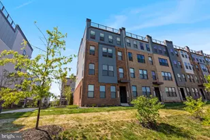 44504 Wolfhound Sq, Ashburn, VA 20147 - Photo 1