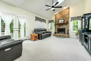 20595 Shadow Woods Ct, Sterling, VA 20165 - Photo 11