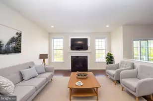 24446 Carolina Rose Cir, Aldie, VA 20105 - Photo 5