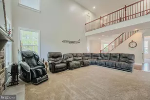 14963 Creek Point Ct, Hillsboro, VA 20132 - Photo 9