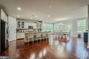 14963 Creek Point Ct, Hillsboro, VA 20132 - Photo 11