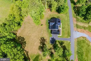 14963 Creek Point Ct, Hillsboro, VA 20132 - Photo 45