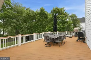 18777 Upper Meadow Dr, Leesburg, VA 20176 - Photo 9