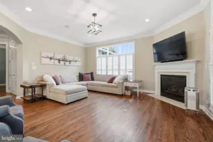 18777 Upper Meadow Dr, Leesburg, VA 20176 - Photo 17