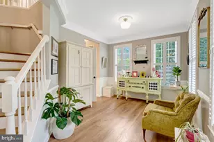 25484 Heathfield Cir, Chantilly, VA 20152 - Photo 7