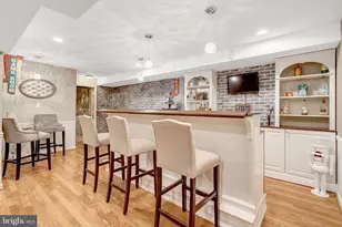25484 Heathfield Cir, Chantilly, VA 20152 - Photo 43