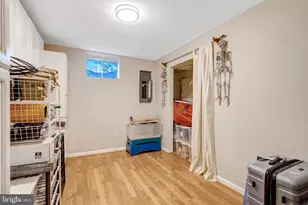 25484 Heathfield Cir, Chantilly, VA 20152 - Photo 49