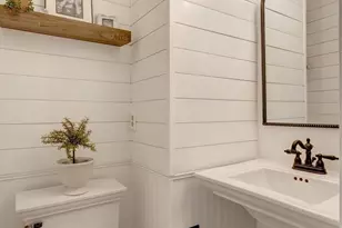 25484 Heathfield Cir, Chantilly, VA 20152 - Photo 19