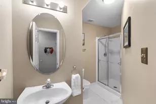 20695 Riptide Square, Sterling, VA 20165 - Photo 27