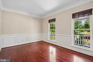 41305 Windybush Dr, Leesburg, VA 20175 - Photo 13