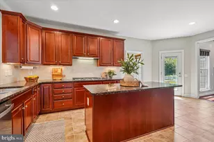 41305 Windybush Dr, Leesburg, VA 20175 - Photo 23