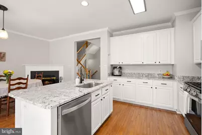 21078 Roaming Shores Terrace, Ashburn, VA 20147 - Photo 11