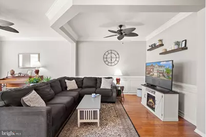 21078 Roaming Shores Terrace, Ashburn, VA 20147 - Photo 5