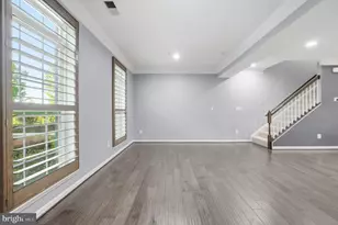 24686 Footed Ridge Terrace, Sterling, VA 20166 - Photo 5