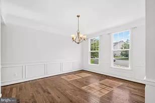 24823 Barrington Grove Ct, Aldie, VA 20105 - Photo 19