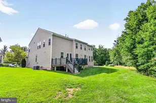 24823 Barrington Grove Ct, Aldie, VA 20105 - Photo 13