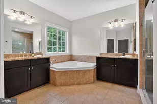 15703 Woodchester Ct, Leesburg, VA 20176 - Photo 45