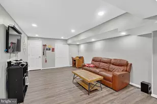 105 Allman Way SW, Leesburg, VA 20175 - Photo 43