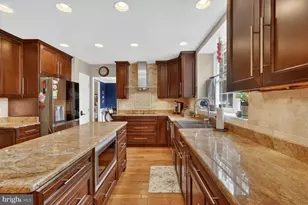 105 Allman Way SW, Leesburg, VA 20175 - Photo 5