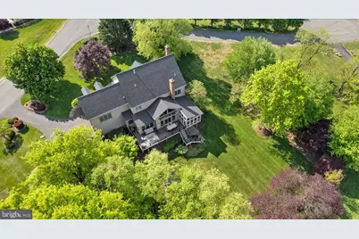 18290 Turnberry Drive, Round Hill, VA 20141 - Photo 9
