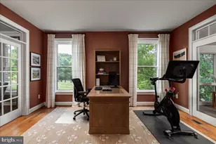 18290 Turnberry Dr, Round Hill, VA 20141 - Photo 17