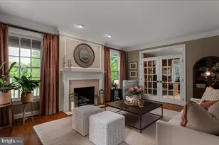 18290 Turnberry Dr, Round Hill, VA 20141 - Photo 9