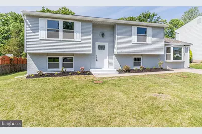 1107 E Beech Road, Sterling, VA 20164 - Photo 1