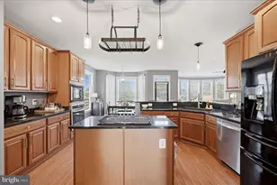 13214 Greenstaff Ln, Lovettsville, VA 20180 - Photo 15