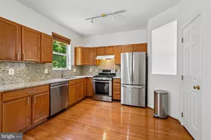 43131 Huntsman Square, Broadlands, VA 20148 - Photo 17