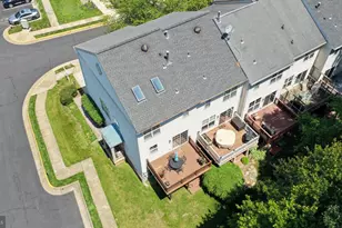 43131 Huntsman Square, Broadlands, VA 20148 - Photo 45