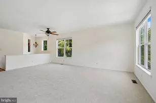 43131 Huntsman Square, Broadlands, VA 20148 - Photo 15