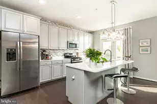 1414 Ribbon Limestone Terrace SE, Leesburg, VA 20175 - Photo 3