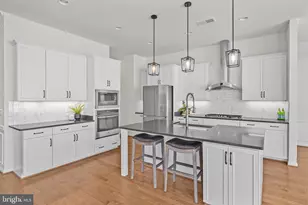 1122 Laconian St SE, Leesburg, VA 20175 - Photo 13