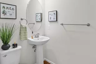 1122 Laconian St SE, Leesburg, VA 20175 - Photo 9