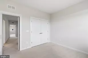 2214 Abboccato Terrace SE, Leesburg, VA 20175 - Photo 11