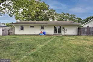 402 Williamsburg Rd, Sterling, VA 20164 - Photo 25