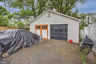 402 Williamsburg Rd, Sterling, VA 20164 - Photo 23