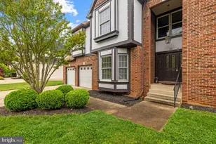 63 Rutherford Cir, Sterling, VA 20165 - Photo 3