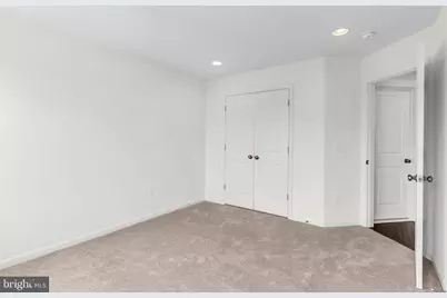 42279 Fox Tracks Terrace, Brambleton, VA 20148 - Photo 37
