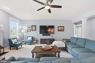 25987 Lilac Oaks Pl, Aldie, VA 20105 - Photo 13