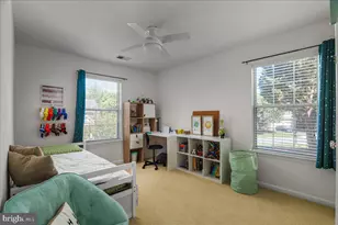20680 Longbank Ct, Sterling, VA 20165 - Photo 29