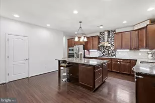 24803 Miners Mill Pl, Aldie, VA 20105 - Photo 5
