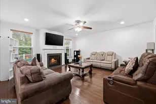 24803 Miners Mill Pl, Aldie, VA 20105 - Photo 7