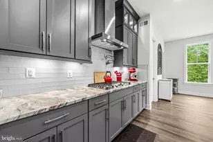 26829 Beech Bend Dr, Centreville, VA 20120 - Photo 19