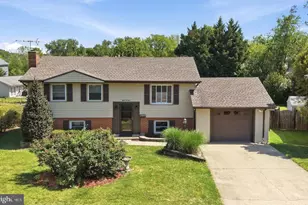 814 W Nettle Tree Rd, Sterling, VA 20164 - Photo 21