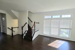42625 Homefront Terrace, Chantilly, VA 20152 - Photo 9