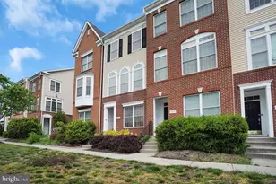 25015 Riding Center Dr, Chantilly, VA 20152 - Photo 3