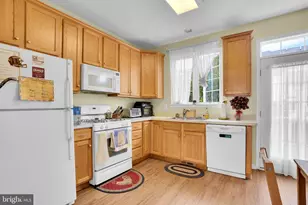 25015 Riding Center Dr, Chantilly, VA 20152 - Photo 17