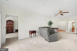 20745 Royal Palace Square, Sterling, VA 20165 - Photo 5