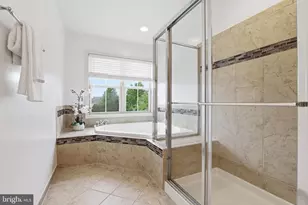 42537 Dreamweaver Dr, Brambleton, VA 20148 - Photo 33
